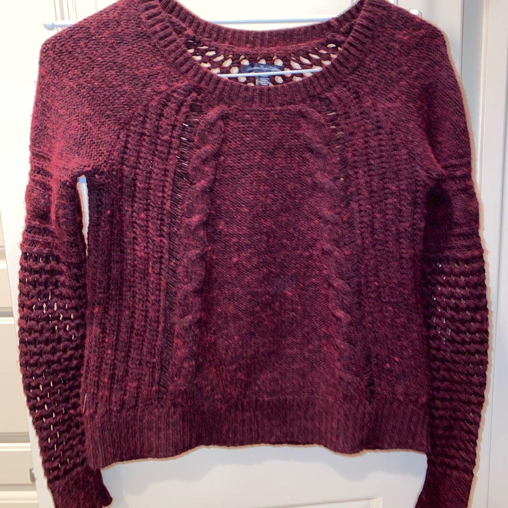American Eagle sweater
